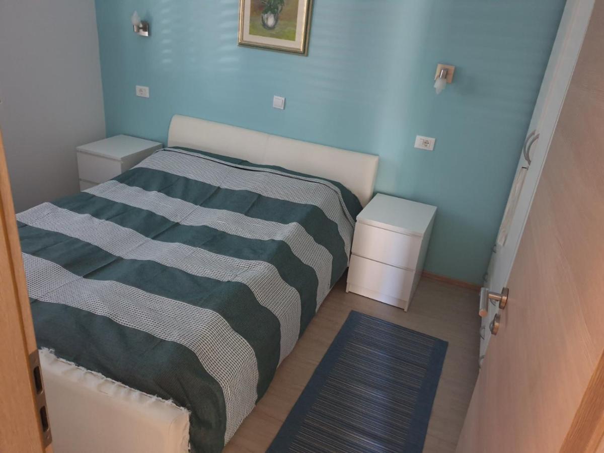 Ivy's Place Apartment
